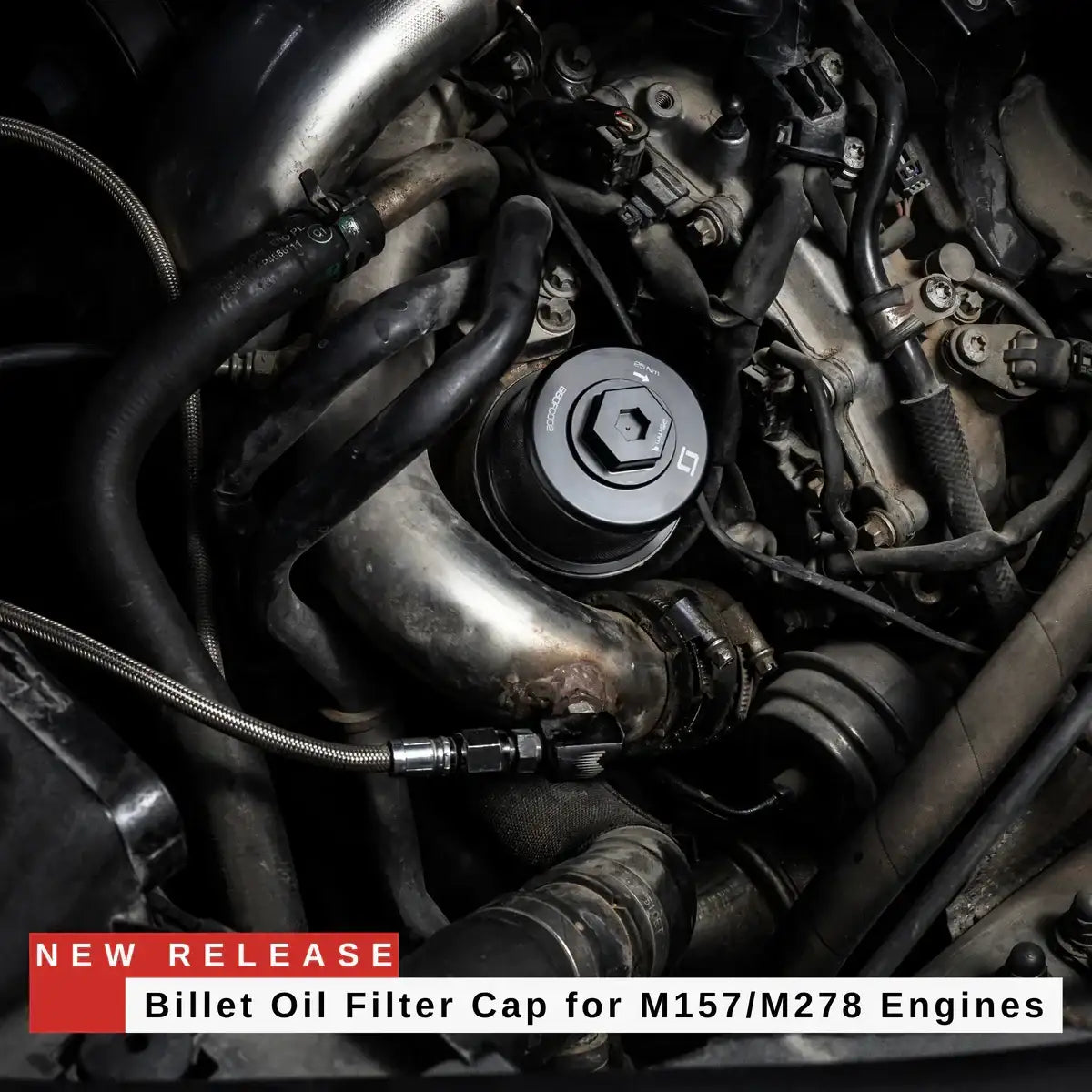 Billet Ölfilterdeckel für M157/M278 Motor im Motorraum, Tuning-Zubehör KTH Shop