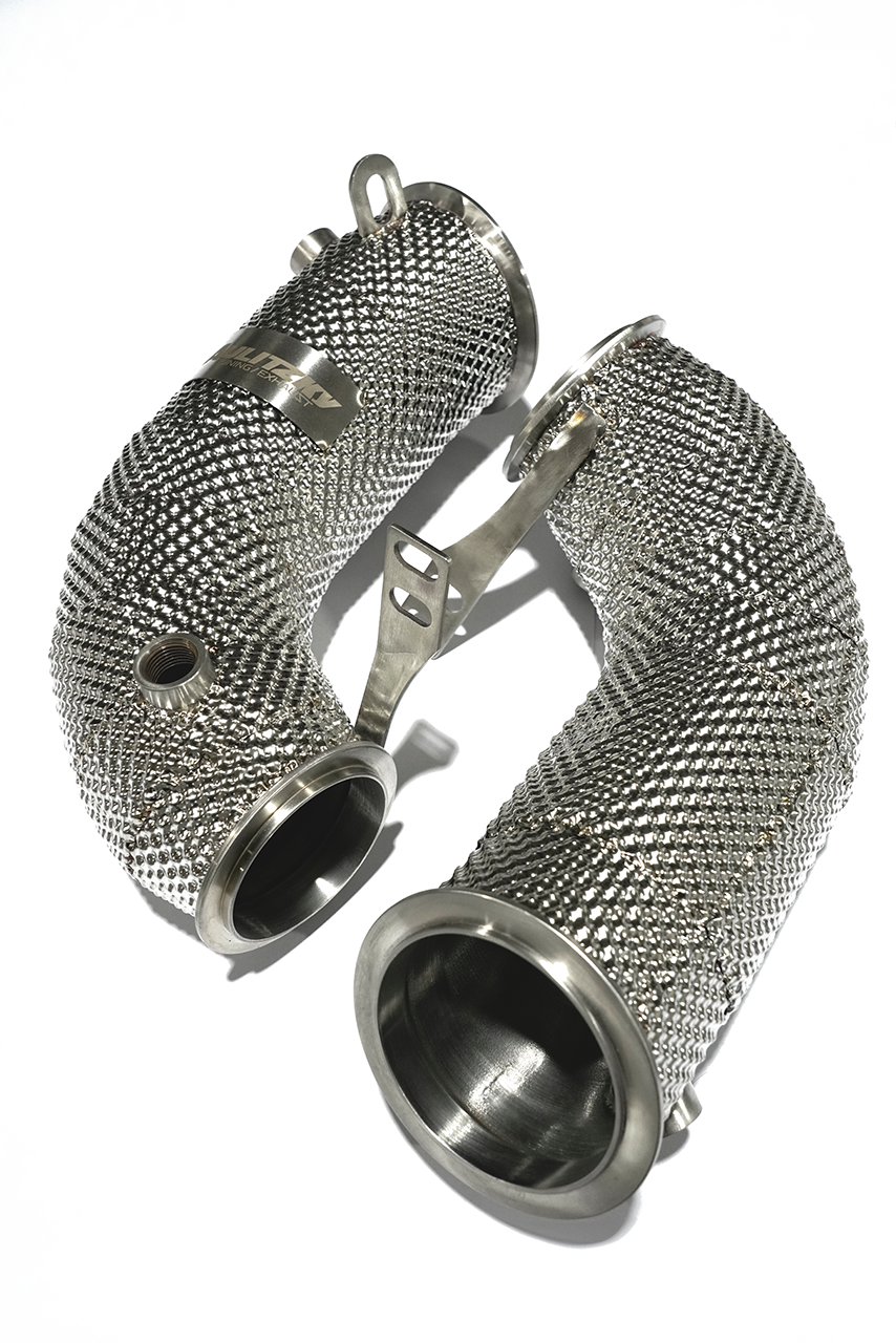 Aulitzky Exhaust Catless Downpipe|  BMW M5/M8 (F90/F91/F92/F93) S63 Perspektive 7