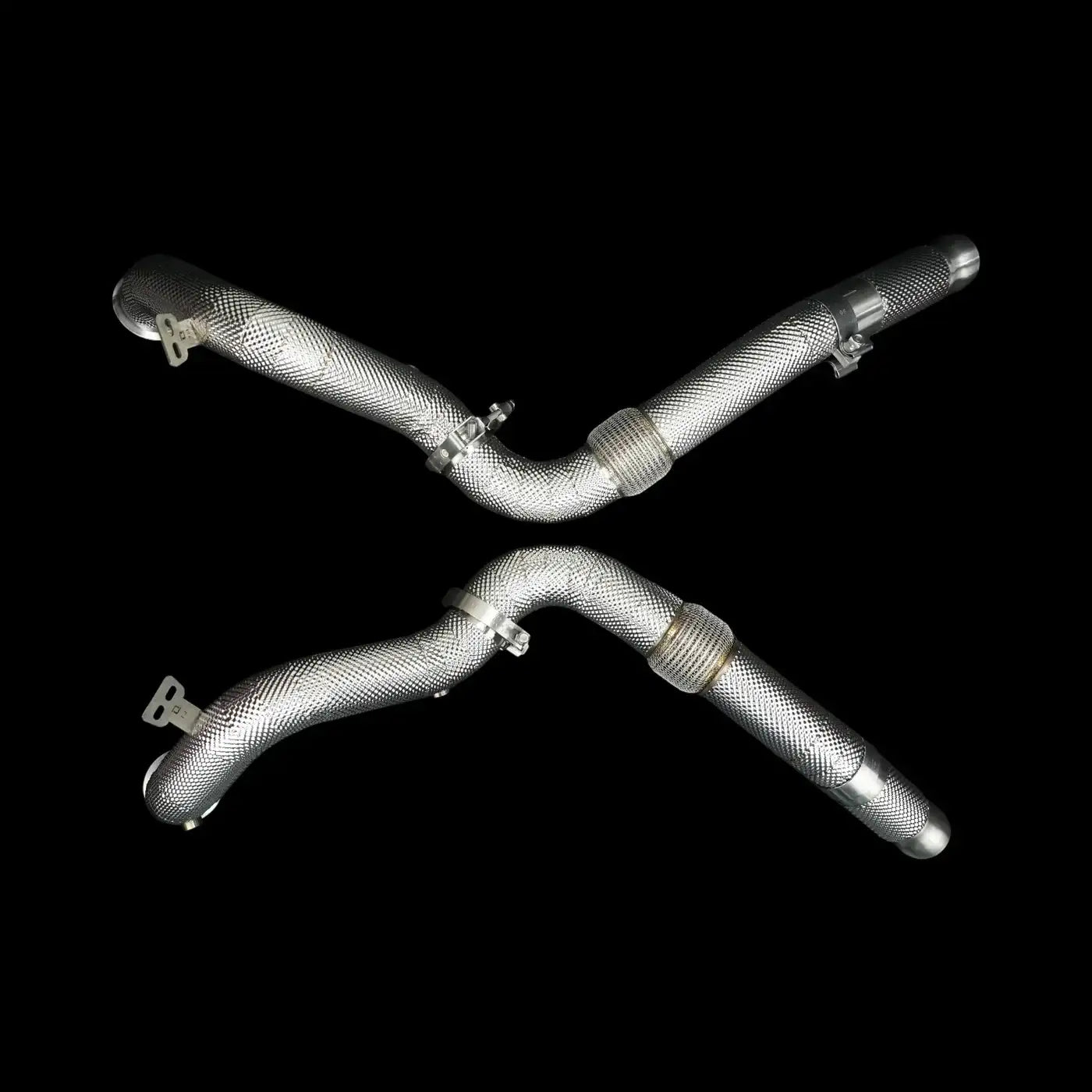 Zwei Edelstahl-Tuning-Downpipes für Auspuffanlage, KTH Shop Tuning-Zubehör, schwarzer Hintergrund