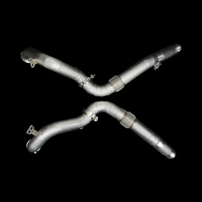 Zwei Edelstahl-Tuning-Downpipes für Auspuffanlage, KTH Shop Tuning-Zubehör, schwarzer Hintergrund