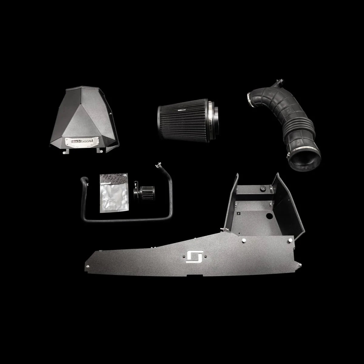 BlackBoost Cold Air Intake | Volkswagen Golf 8 GTI EA888 Perspektive 3