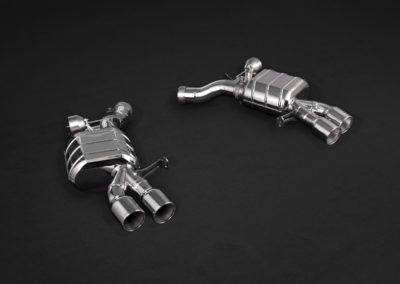 BMW M5 (F10) | Capristo - Endschalldämpfer mit Steuerung EVCU-1 , Anschlussrohren, Nachkatersatz mit Carbonendrohren, bestehend aus Edelstahl Innenrohr, farbig eloxiertem Aluminiumrohr (Schwarz, Silber oder Rot*) und Carbon Aussenrohr