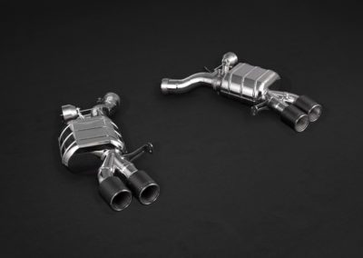 BMW M6 (F12,F13) | Capristo - Endschalldämpfer mit Steuerung EVCU-1 , Anschlussrohren, Nachkatersatz und Carbonendrohren, bestehend aus Edelstahl Innenrohr, farbig eloxiertem Aluminiumrohr (Schwarz, Silber oder Rot*) und Carbon Aussenrohr