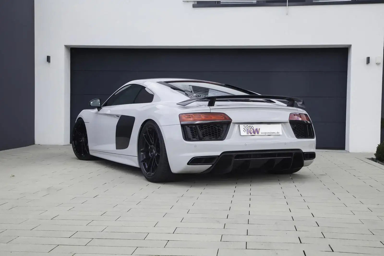 Audi R8 V10 perspektive 2
