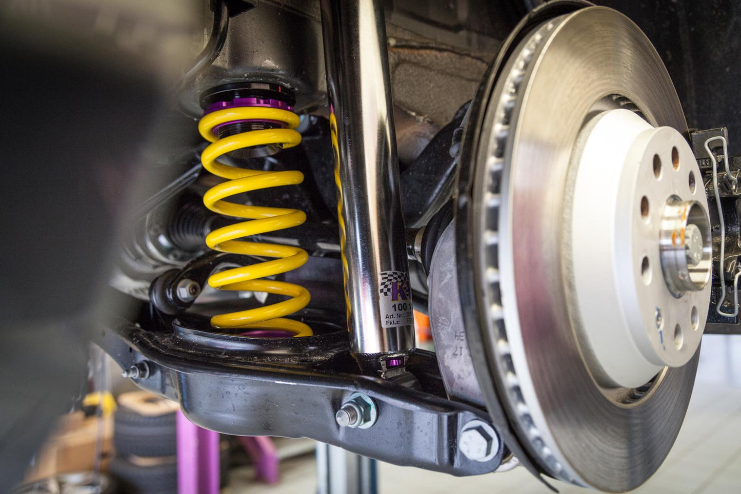 *KW Höhenverstellbarer Federnsatz (Gewindefedern) | Audi RS3 8V