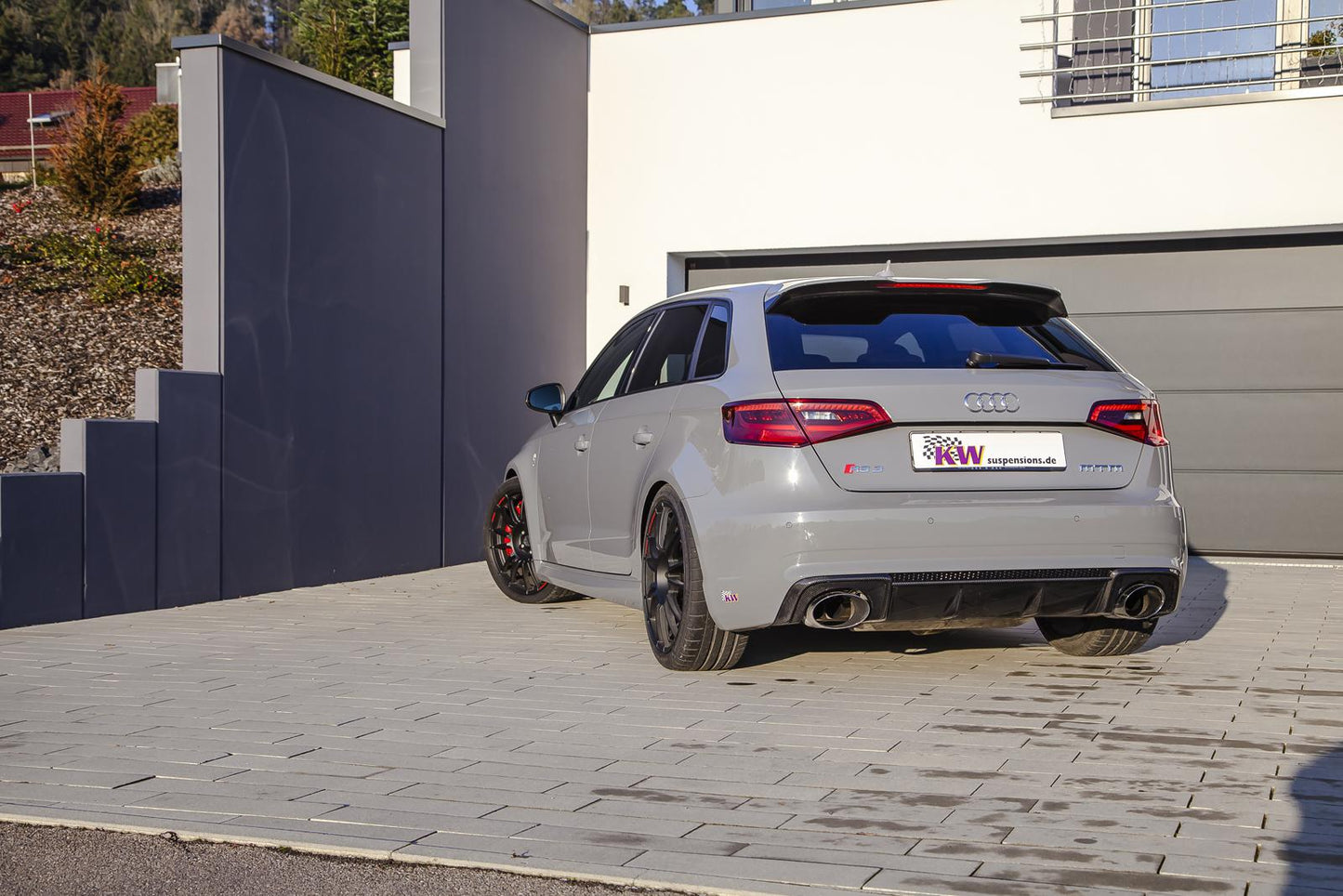 *KW Höhenverstellbarer Federnsatz (Gewindefedern) | Audi RS3 8V