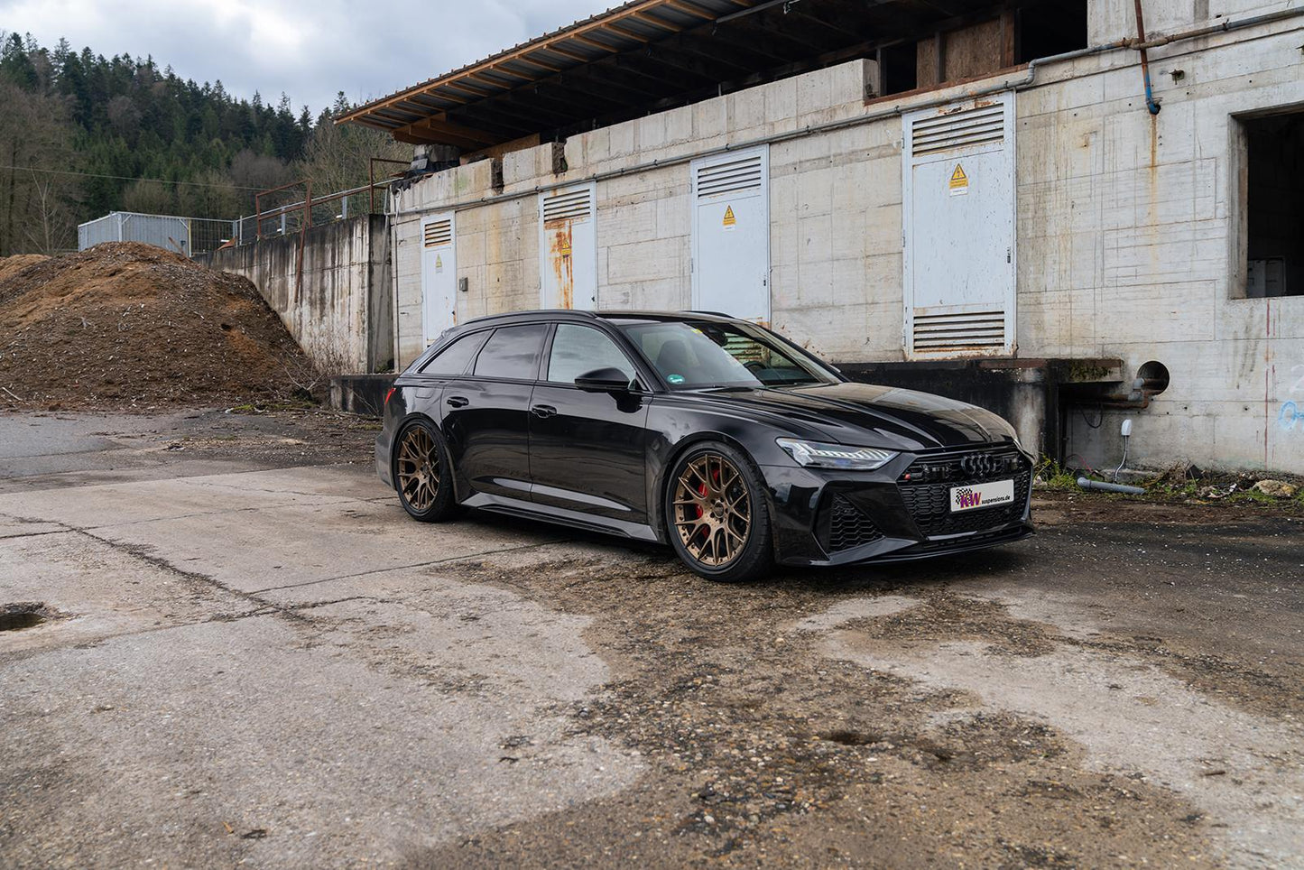 *KW Höhenverstellbarer Federnsatz (Gewindefedern) | Audi RS6 C8