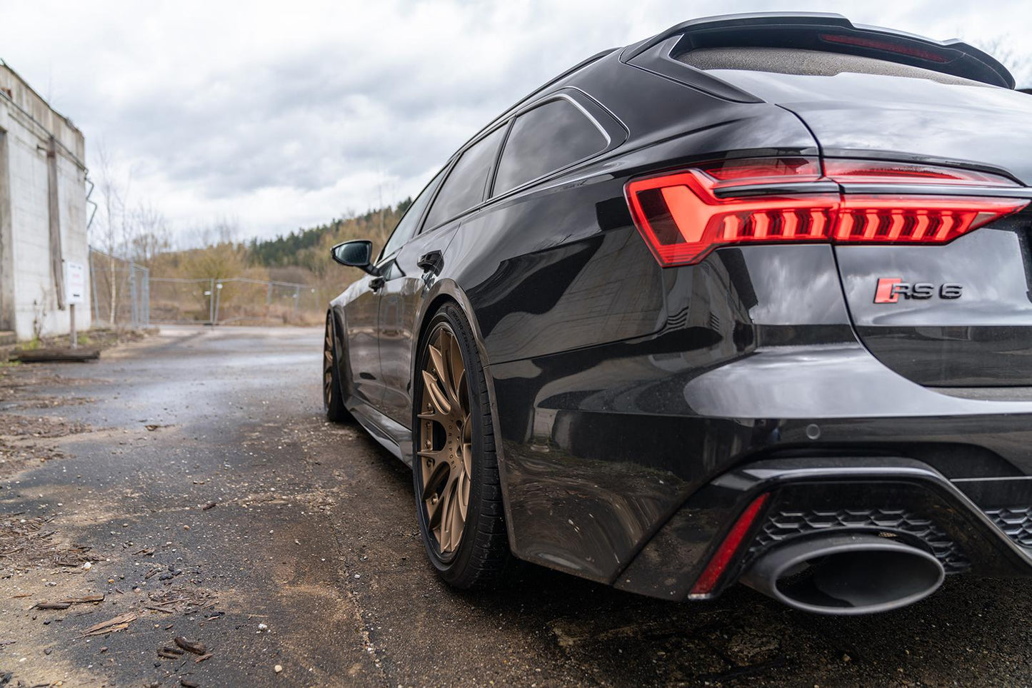 *KW Höhenverstellbarer Federnsatz (Gewindefedern) | Audi RS6 C8