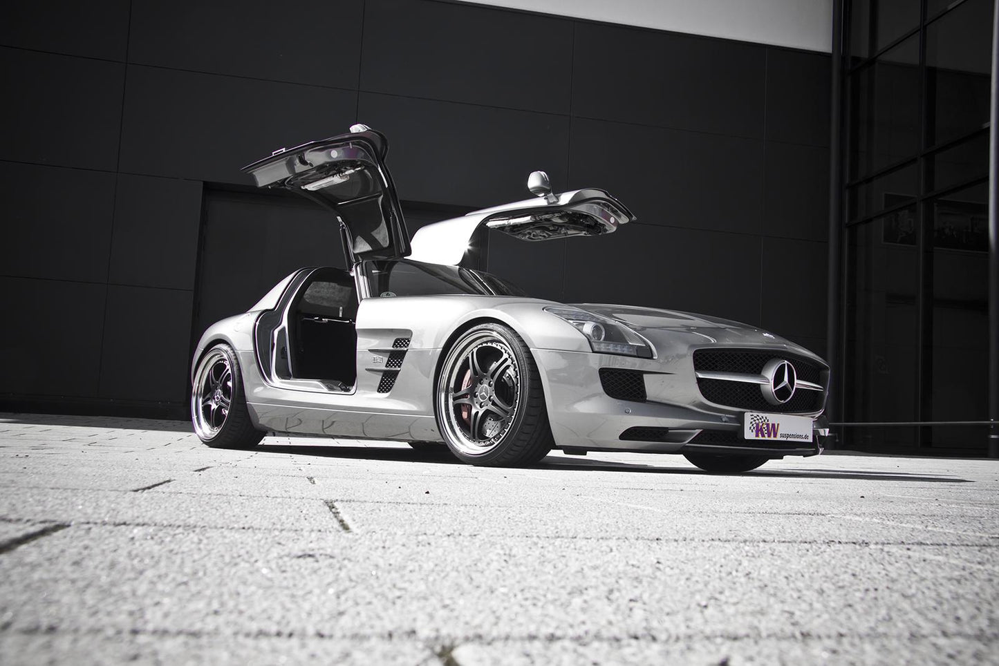 Mercedes SLS AMG Roadster Perspektive  1