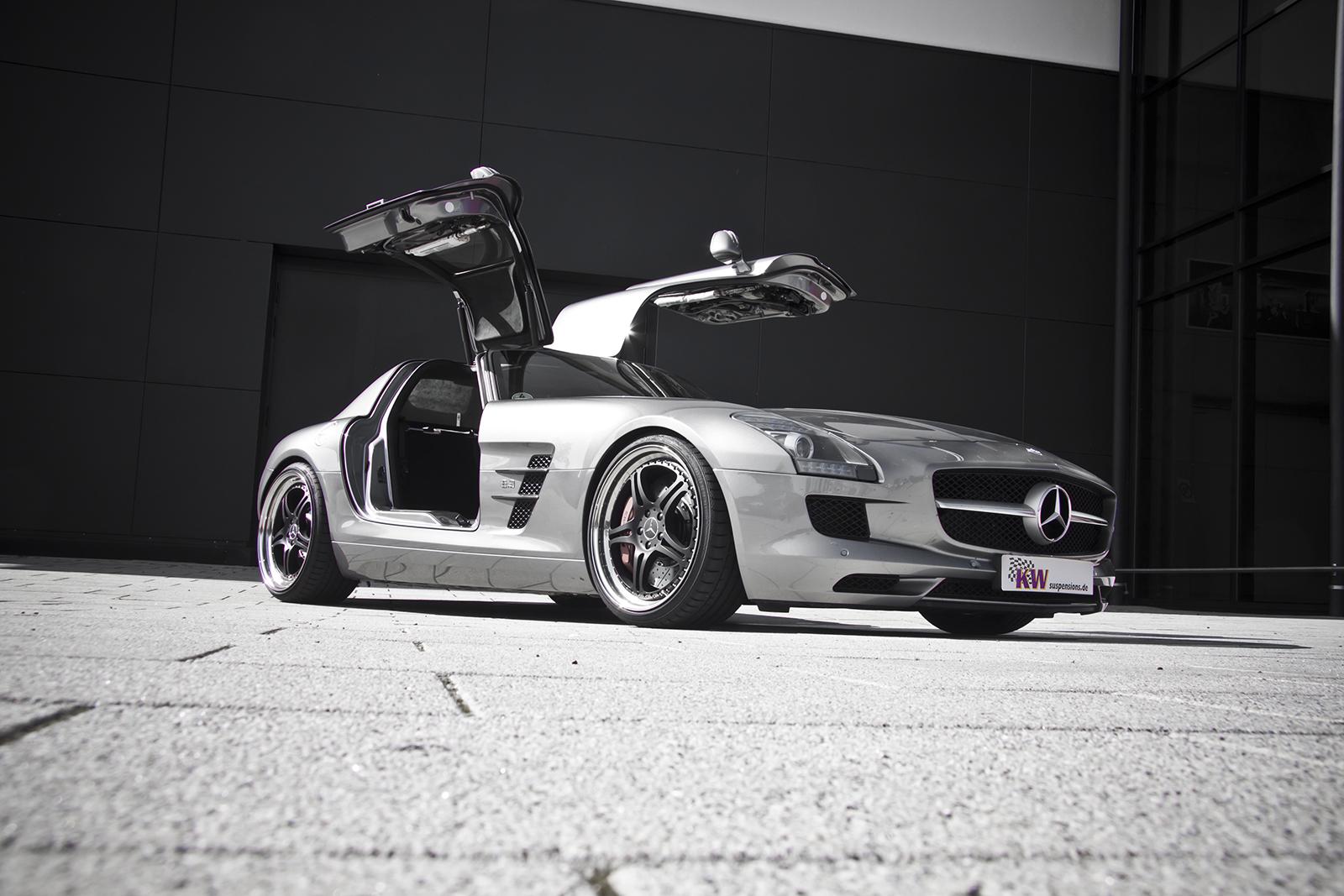 Mercedes SLS AMG Roadster Perspektive  1