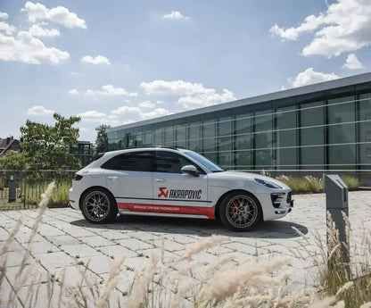 Porsche Macan Turbo 95B Perspektive 6