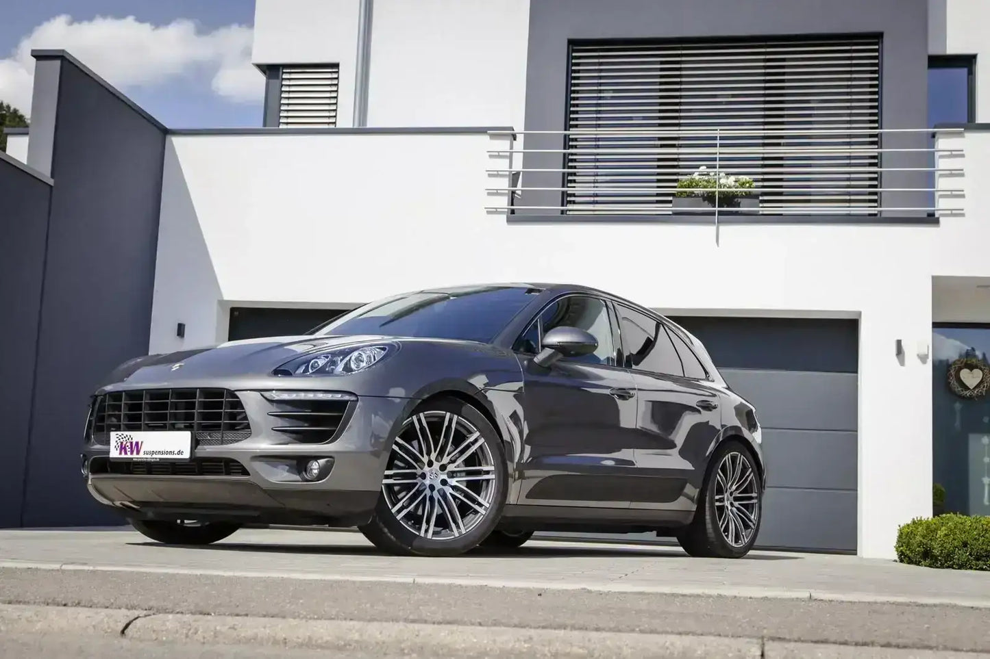 Porsche Macan Turbo 95B Perspektive 3
