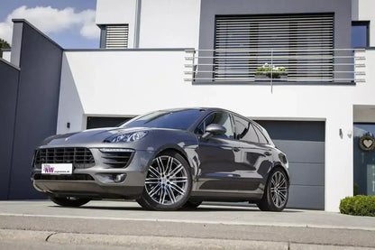 Porsche Macan Turbo 95B Perspektive 3