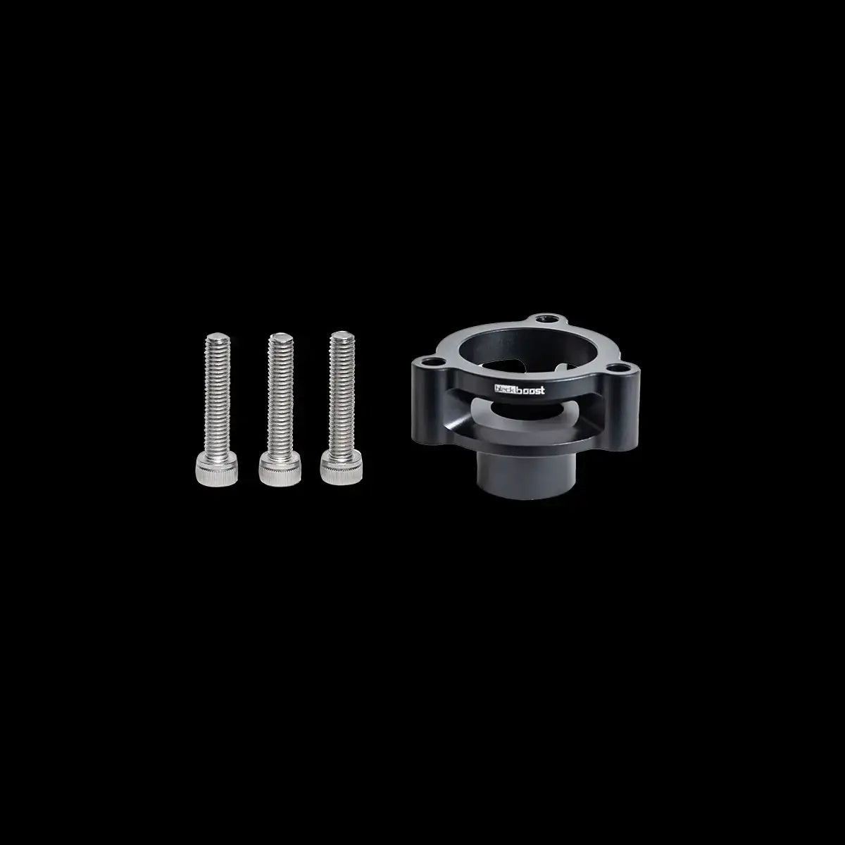 Mercedes AMG Adapter Kit mit drei Schrauben, Tuning-Teil auf schwarzem Hintergrund, KTH Shop