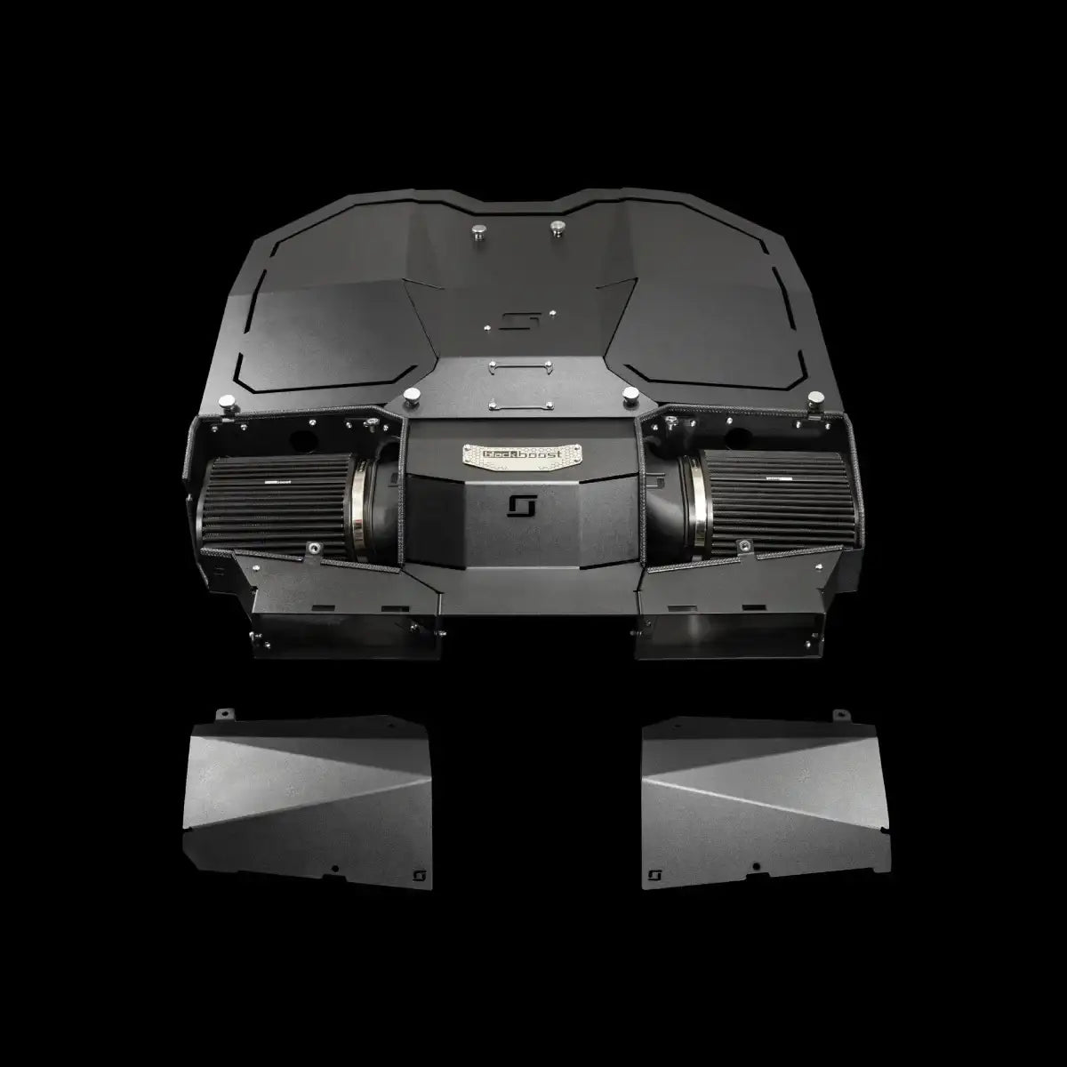 Mercedes G63 M177 Cold Air Intake System Generation 2, hochwertiges Tuning-Teil, schwarz, auf schwarzem Hintergrund.