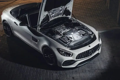 Mercedes AMG GT mit offenem Motorraum und Kaltluftansaugung, Tuning-Teile von KTH Shop