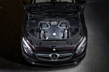 Mercedes S-Klasse Motorraum mit Tuning-Luftansaugsystem, hochwertige Tuning-Teile im KTH Shop