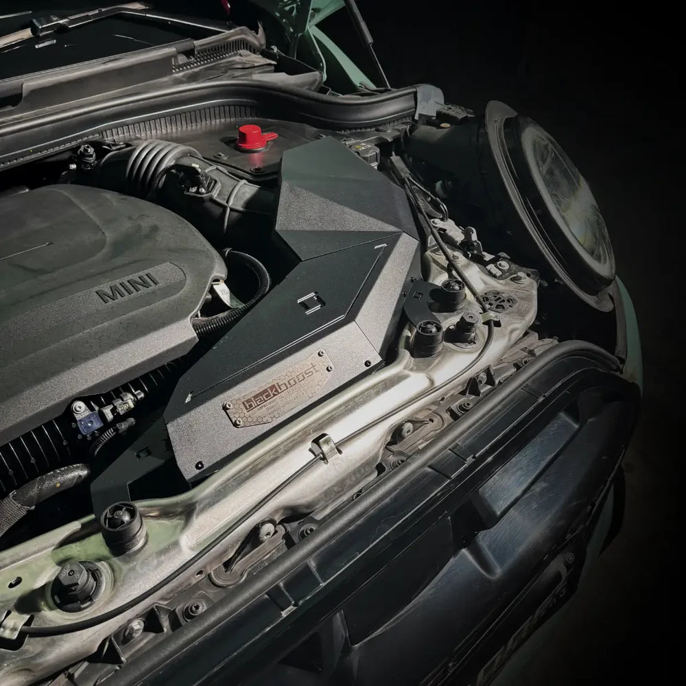 BlackBoost Cold Air Intake | Mini Cooper S JCW F65/F66/F67 B48 Perspektive 4