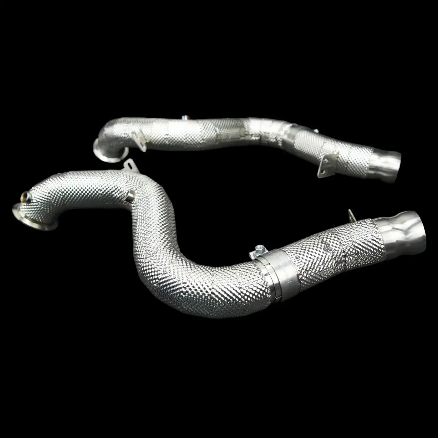 Isolierte Edelstahl Downpipes für Auto-Tuning, KTH Shop Tuning-Zubehör, schwarzer Hintergrund