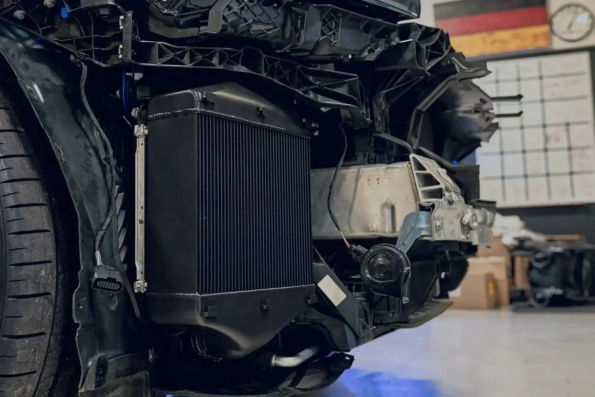 CSF Performance Ladeluftkühler: Audi RSQ8 4M

bild7
